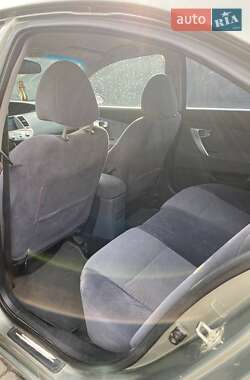 Седан Nissan Primera 2006 в Жовкві
