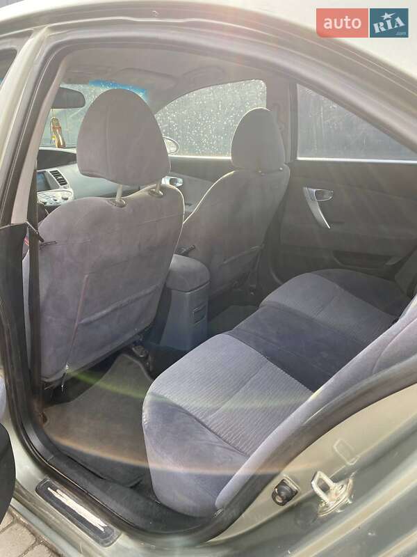 Седан Nissan Primera 2006 в Жовкве