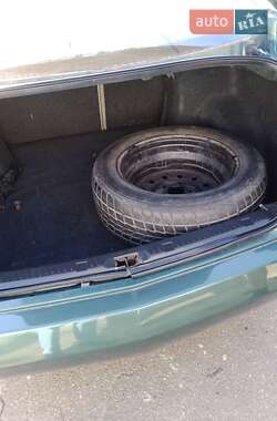 Седан Nissan Primera 2002 в 