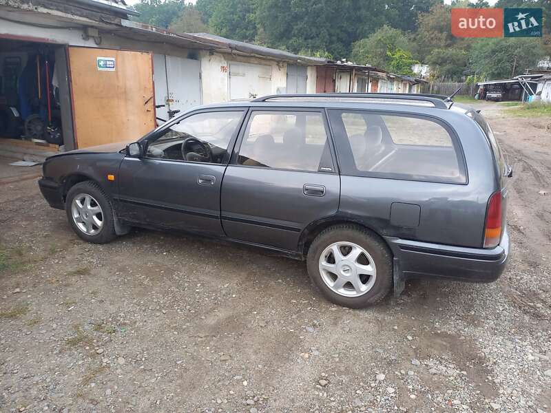 Nissan Primera 1991