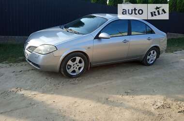 Седан Nissan Primera 2003 в Новояворовске