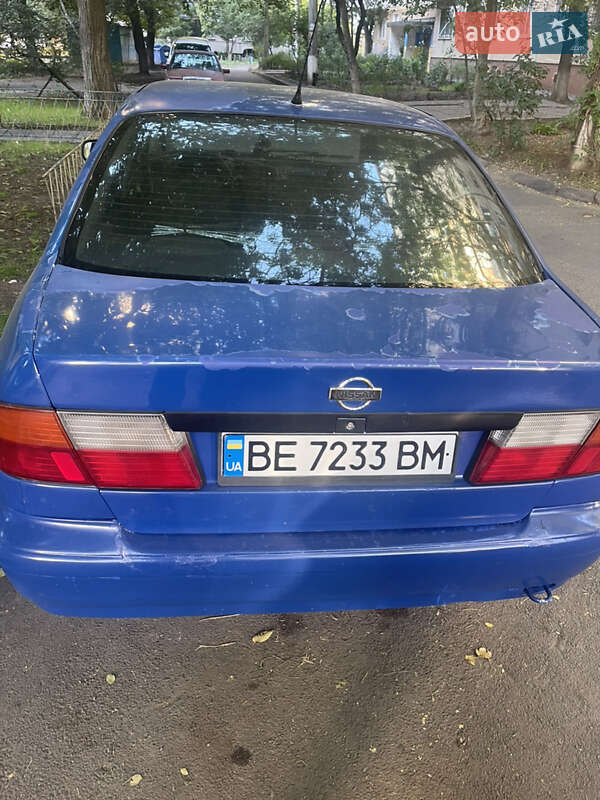 Седан Nissan Primera 1998 в Одесі