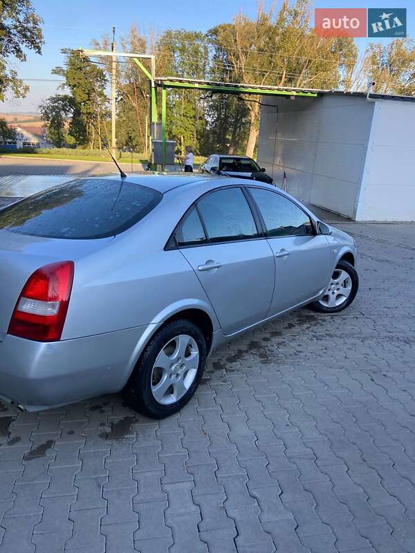 Седан Nissan Primera 2002 в Кицмани