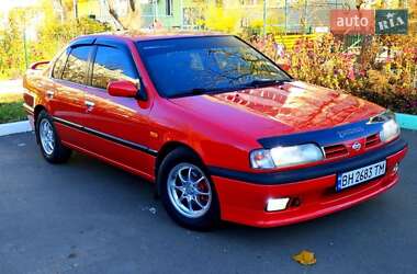 Седан Nissan Primera 1996 в Одессе