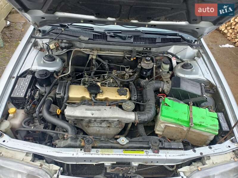 Універсал Nissan Primera 1993 в Самборі