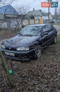 Хетчбек Nissan Primera 1995 в Дніпрі