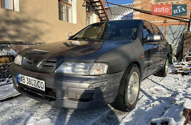 Седан Nissan Primera 1997 в Вінниці