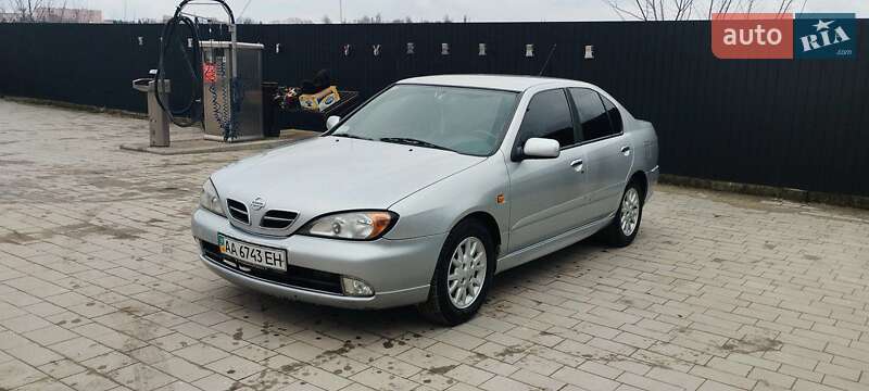 Седан Nissan Primera 1999 в 