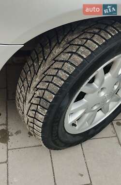 Седан Nissan Primera 1999 в 