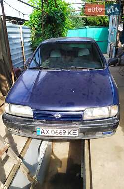 Седан Nissan Primera 1992 в Харкові