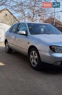 Ліфтбек Nissan Primera 2000 в Одесі