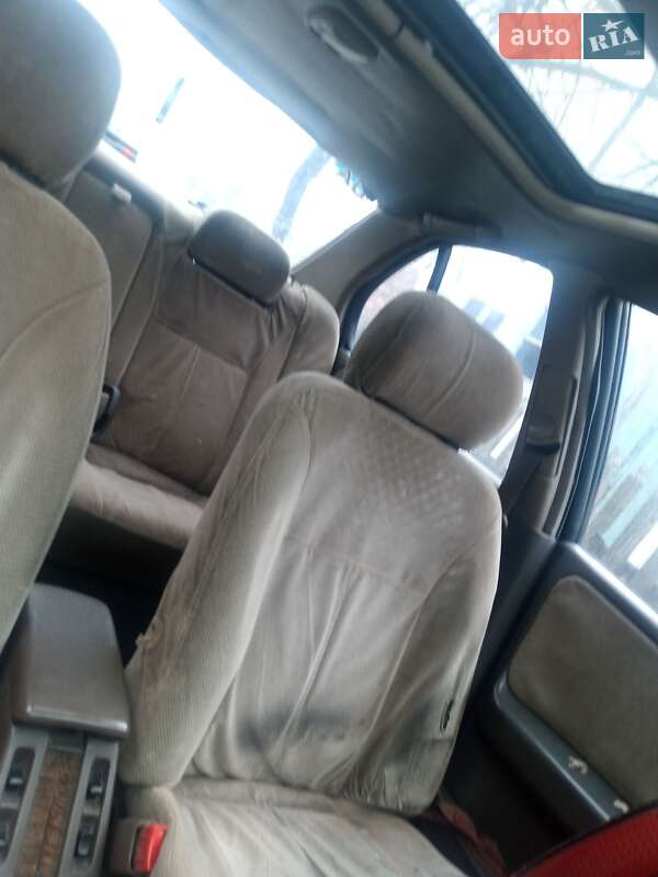 Седан Nissan Primera 1992 в Арцизові