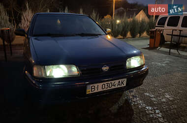 Седан Nissan Primera 1993 в Полтаві