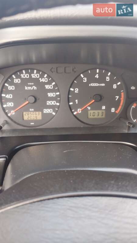 Седан Nissan Primera 1997 в Нетішині