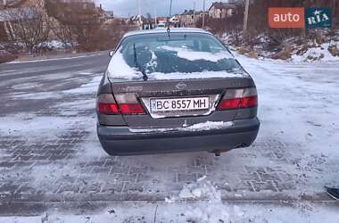 Седан Nissan Primera 1996 в Львове