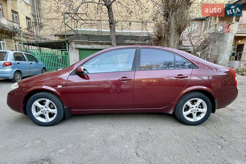 Седан Nissan Primera 2003 в 