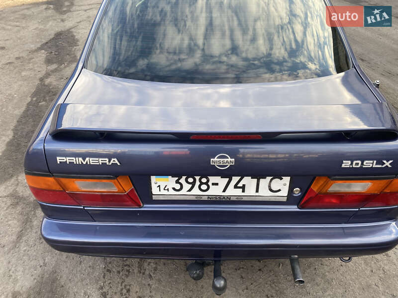 Седан Nissan Primera 1994 в Шептицькому