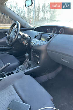 Седан Nissan Primera 2004 в 