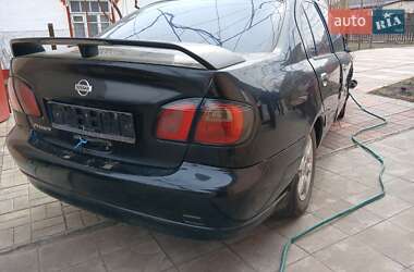 Седан Nissan Primera 2000 в 