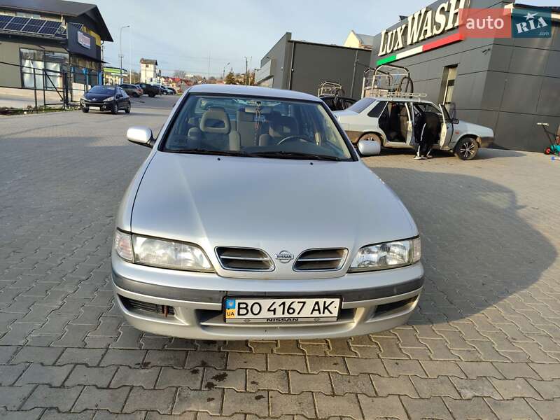 Седан Nissan Primera 1999 в Теребовле