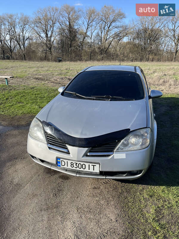 Nissan Primera 2003