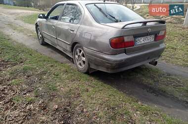 Седан Nissan Primera 1999 в Перемишлянах