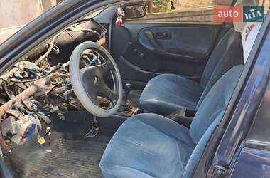Хетчбек Nissan Primera 1992 в 