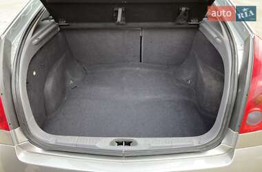 Ліфтбек Nissan Primera 2002 в 