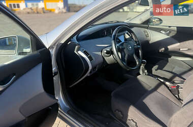 Лифтбек Nissan Primera 2002 в 