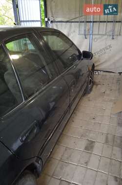 Седан Nissan Primera 1994 в Калуше