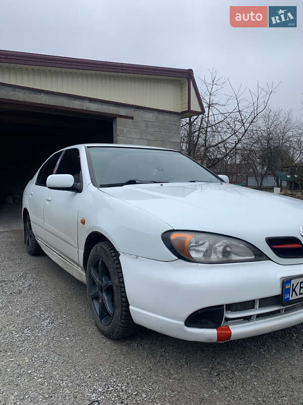 Седан Nissan Primera 2001 в Петриківці