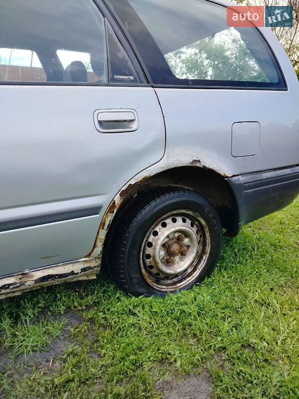 Универсал Nissan Primera 1992 в Гадяче фото 7 Универсал Nissan Primera 1992 в Гадяче