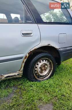 Універсал Nissan Primera 1992 в 