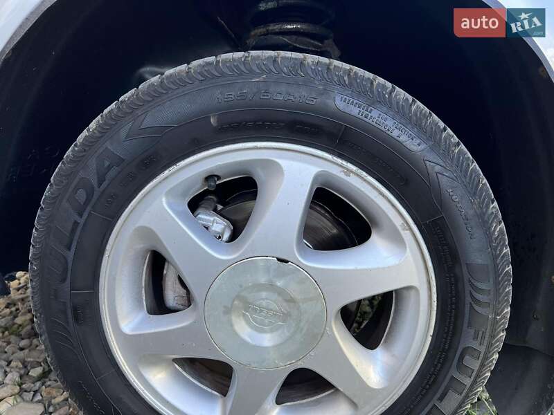 Универсал Nissan Primera 1992 в Самборе