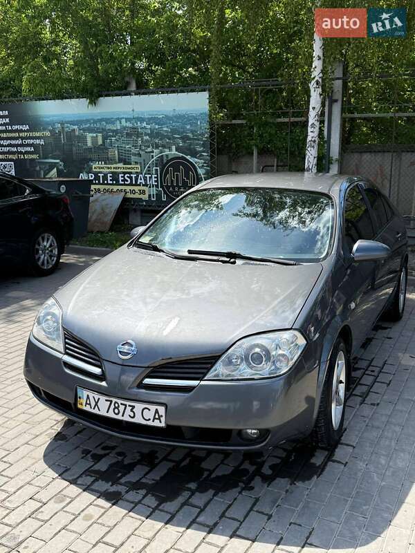 Nissan Primera 2003