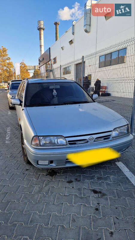 Седан Nissan Primera 1991 в 
