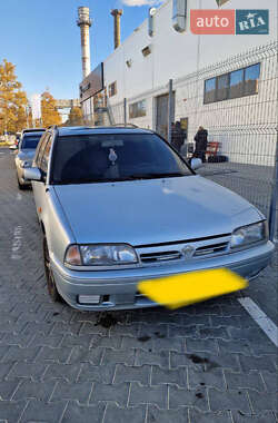 Седан Nissan Primera 1991 в 