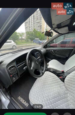Седан Nissan Primera 1991 в 