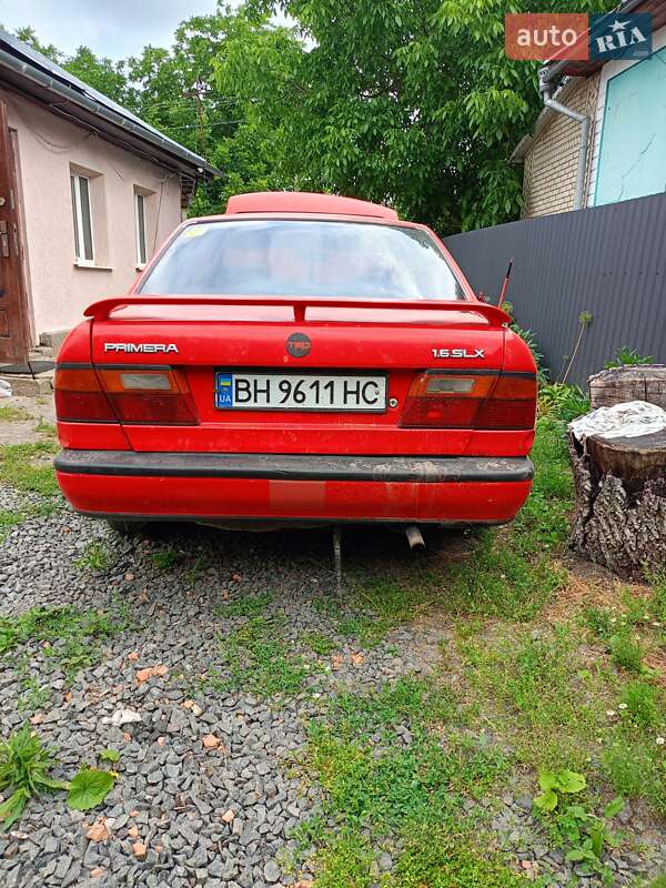 Nissan Primera 1992