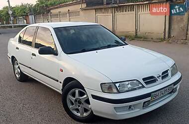 Седан Nissan Primera 2000 в Одесі
