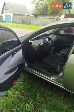 Седан Nissan Primera 2003 в Светловодске