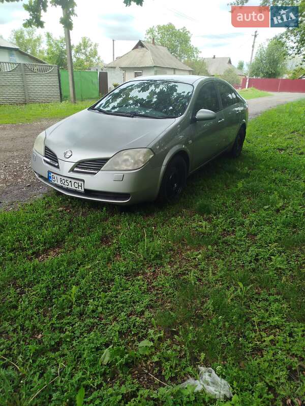 Nissan Primera 2003