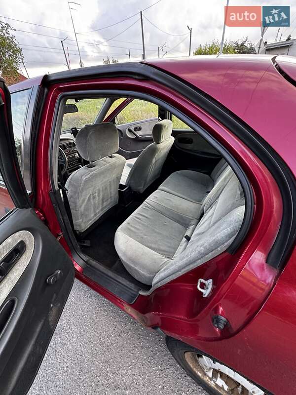 Хетчбек Nissan Primera 1993 в Києві