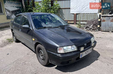 Седан Nissan Primera 1991 в Полтаве