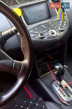 Седан Nissan Primera 2003 в Одессе