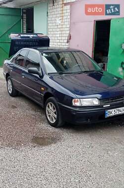 Седан Nissan Primera 1991 в Житомирі