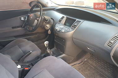 Лифтбек Nissan Primera 2004 в Кривом Роге