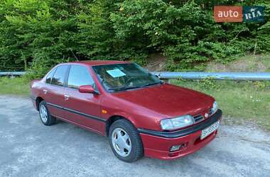 Седан Nissan Primera 1994 в Славуті