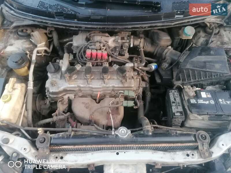 Седан Nissan Primera 2002 в Чернігові