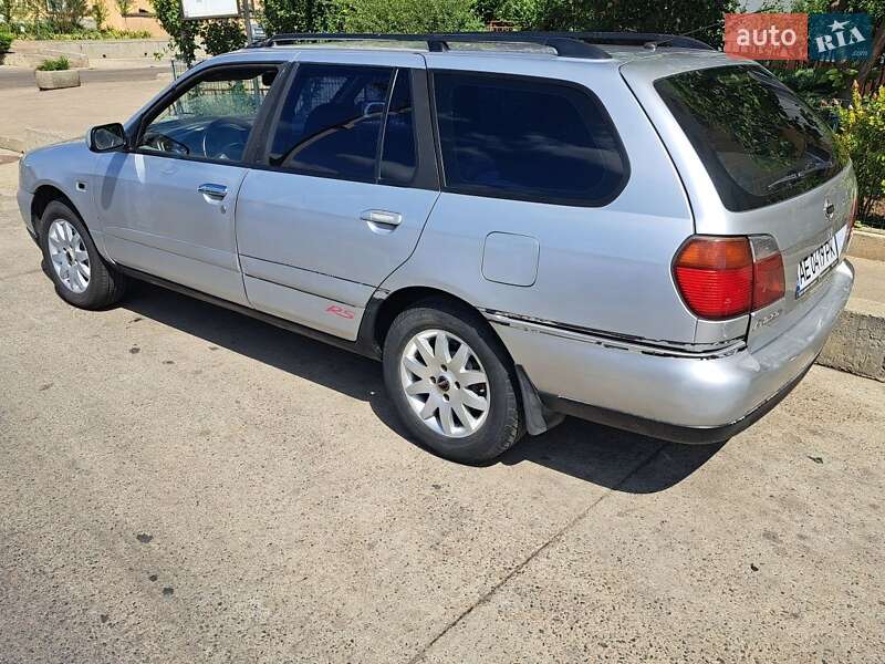 Nissan Primera 2000 Nissan Primera 2000